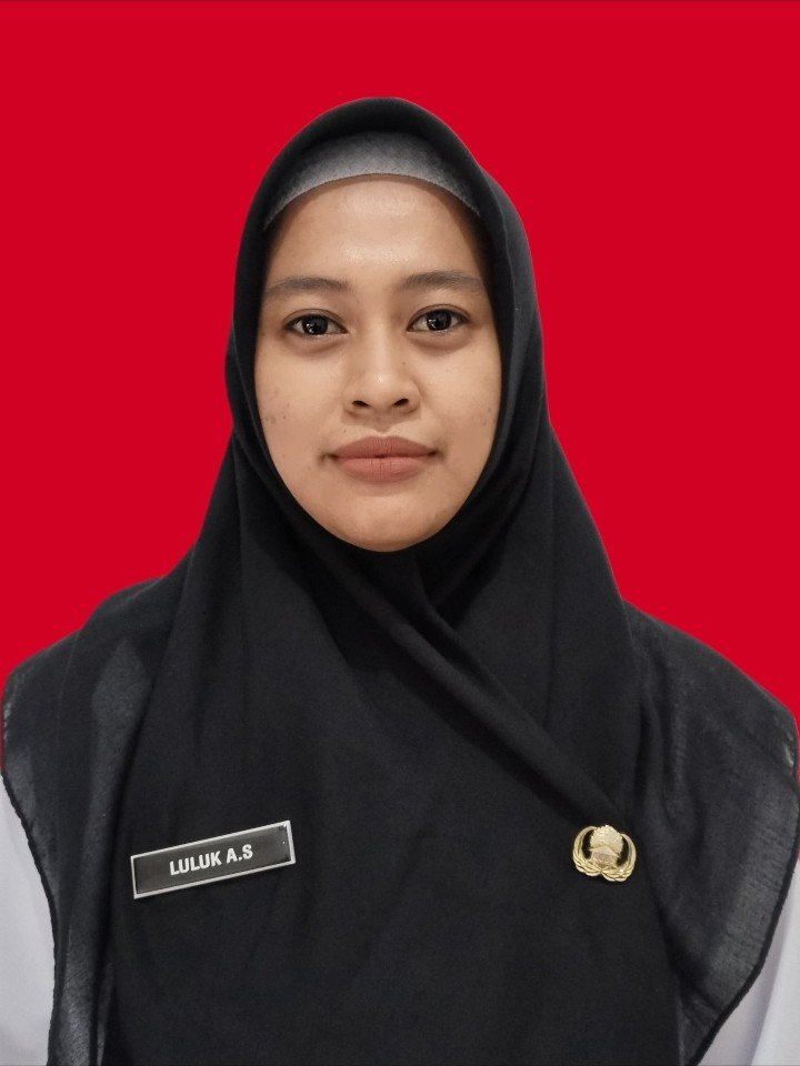 Luluk Ayu Safitri, S.Pd