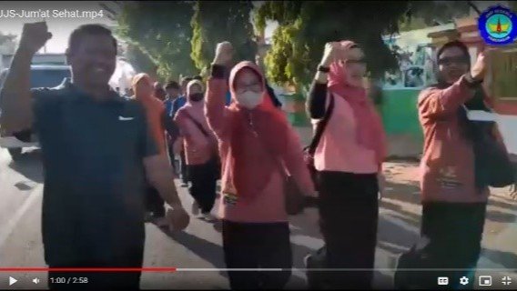 Gerakan Sekolah Sehat SMP Negeri 8 Pamekasan ( GESEK SENAPAN )